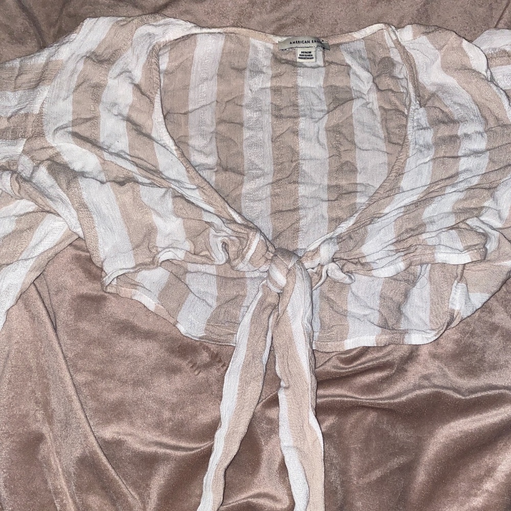Women’s American eagle tie crop Medium